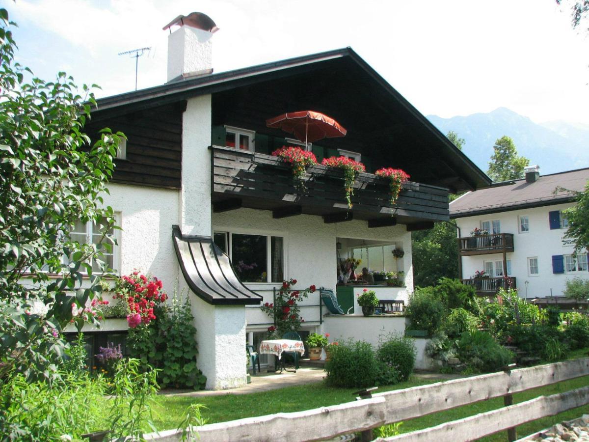 Ferienwohnungen Alpentraum - Haus Karin Оберстдорф Экстерьер фото