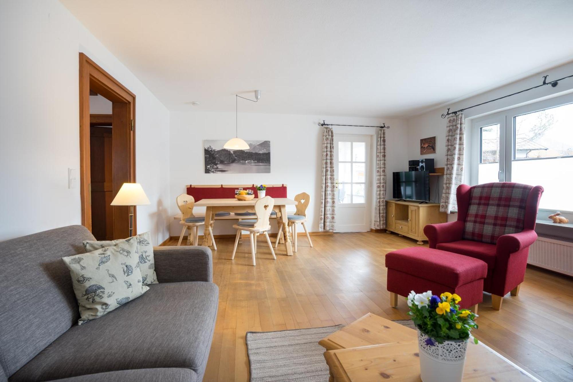 Ferienwohnungen Alpentraum - Haus Karin Оберстдорф Экстерьер фото